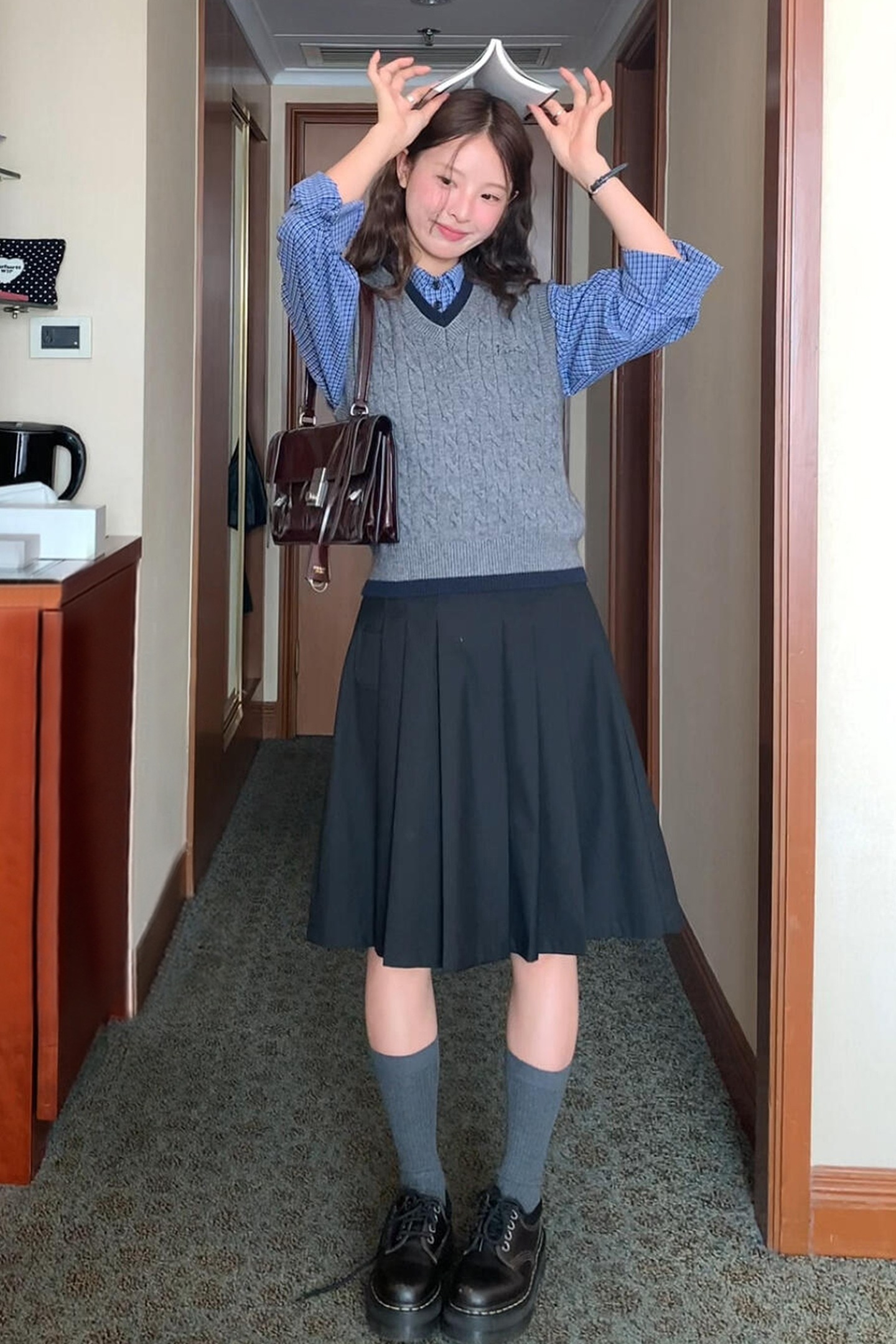 v領針織背心馬甲女秋冬疊穿洋氣減齡毛衣坎肩學院風外穿無袖毛衣