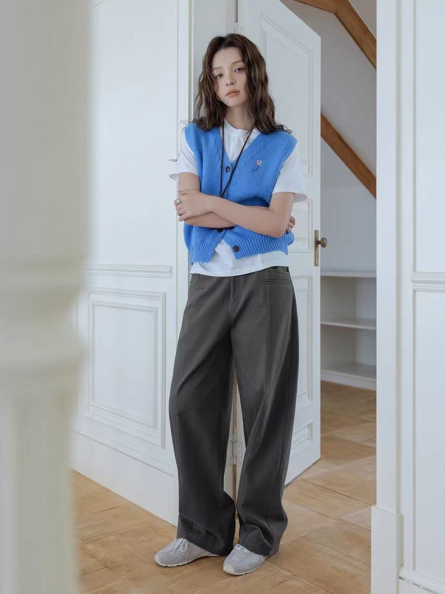 薄款冰絲單排扣針織馬甲背心女夏季新款設計感獨特超好看鏤空外套