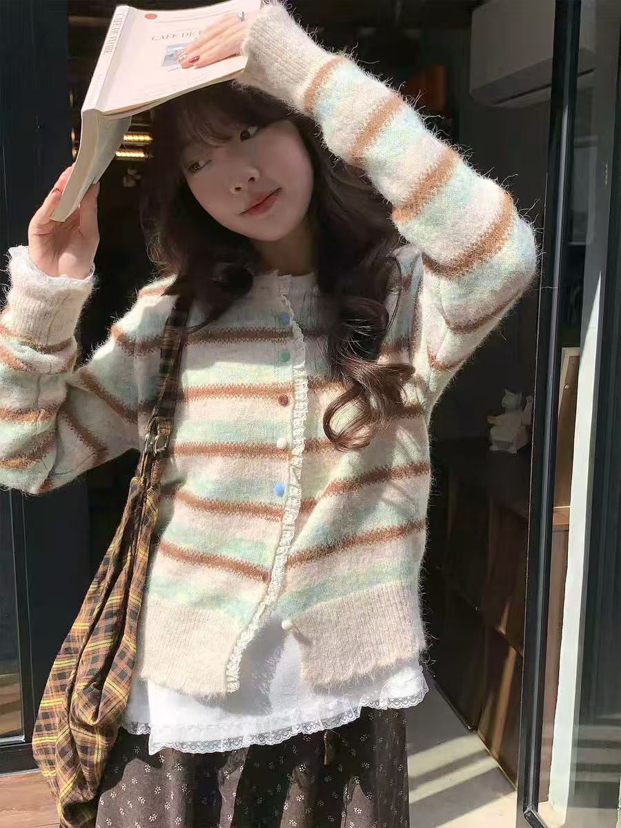 2026秋冬新款時尚韓版女款毛衣彩扣開衫長袖顯瘦風針織毛衣外套