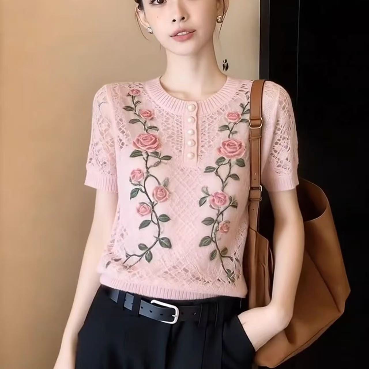 粉紅色韓系圓領玫瑰印花針織T恤女2026夏季新款輕薄透氣大碼上衣