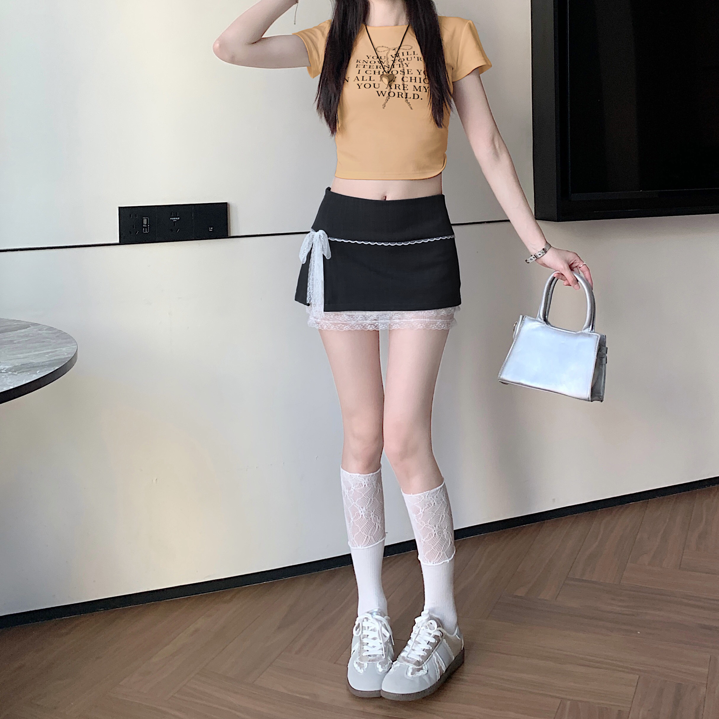 實拍 2026春夏性感甜妹蝴蝶結蕾絲包臀A字顯瘦超低腰露臍短裙女