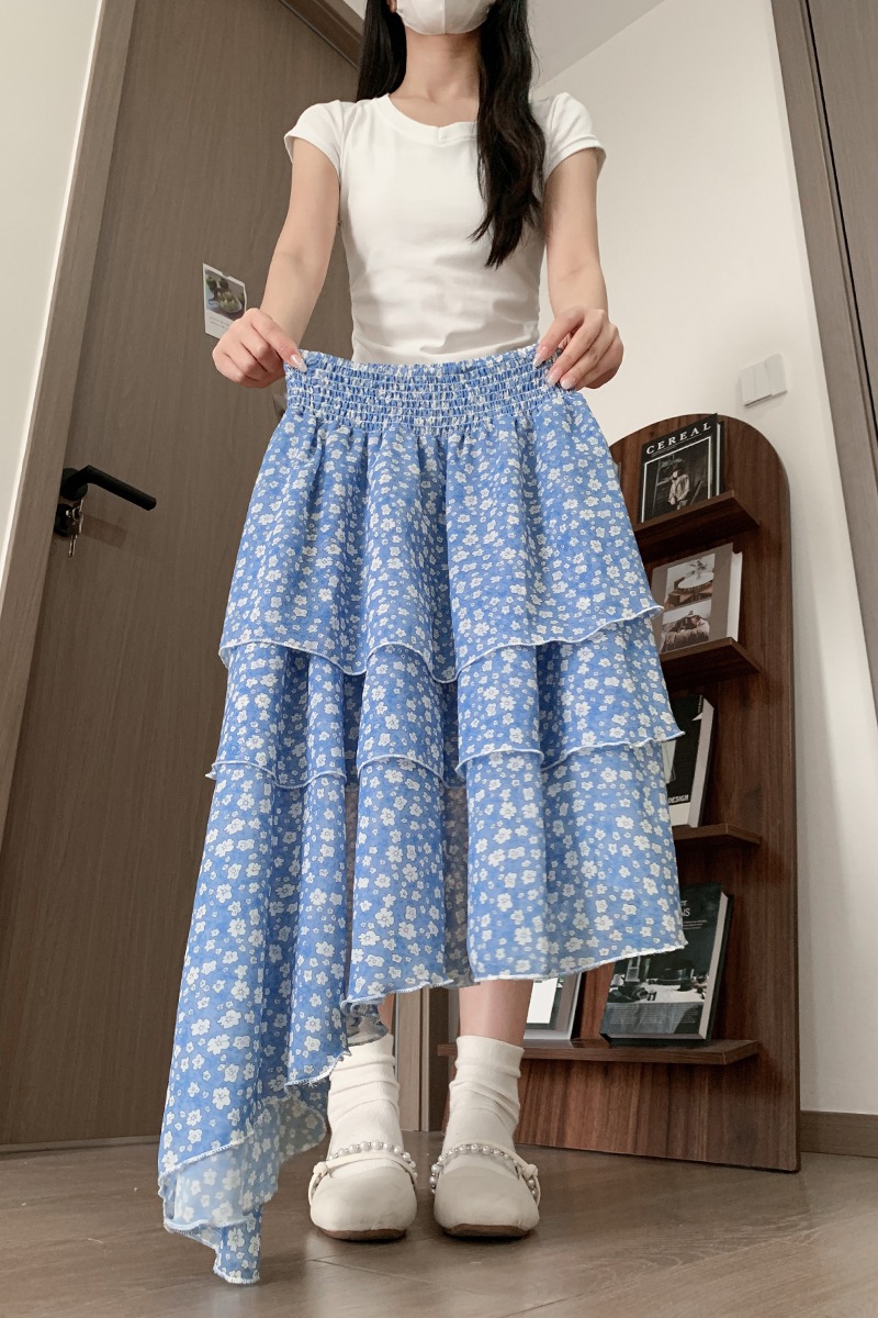 藍色碎花a字半身裙女春夏 松緊腰顯瘦不規則蛋糕裙韓系度假風長裙