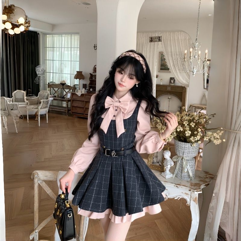 MY15494# Blovelan雾蓝 深秋新款少女感蝴蝶结衬衫格纹收腰蓬蓬百褶连衣裙女裝貨源服裝批發