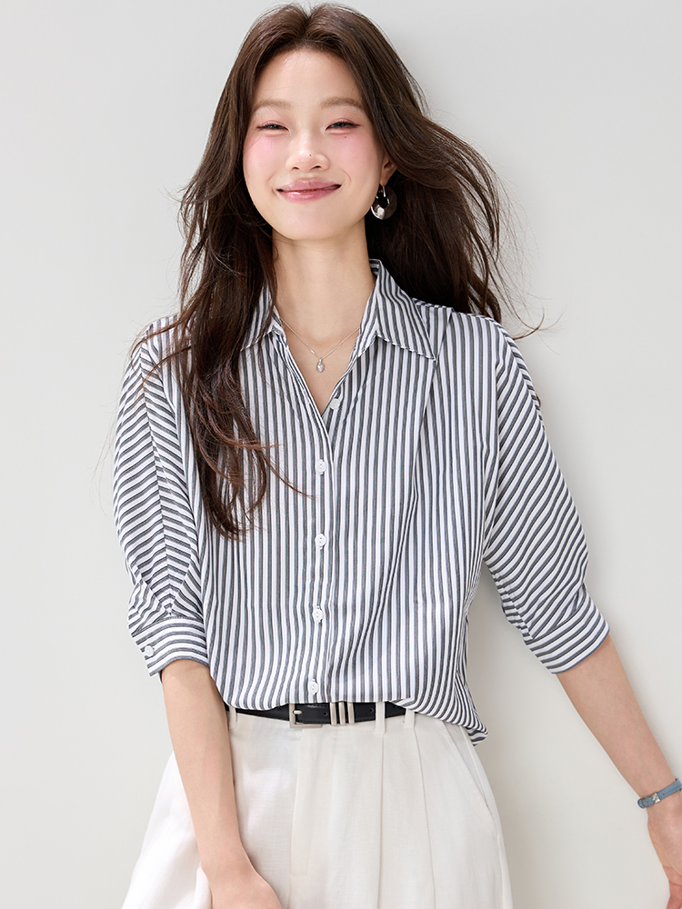 實拍條紋襯衫女短袖高級感輕熟風2026夏季設計感小眾短袖寬松上衣