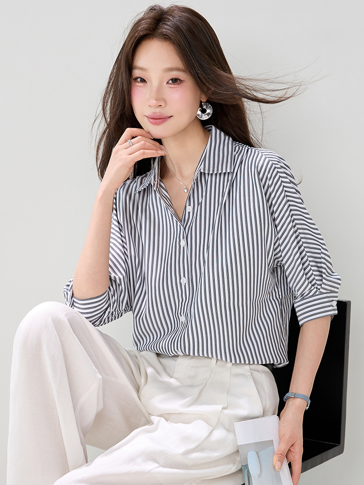 實拍條紋襯衫女短袖高級感輕熟風2026夏季設計感小眾短袖寬松上衣