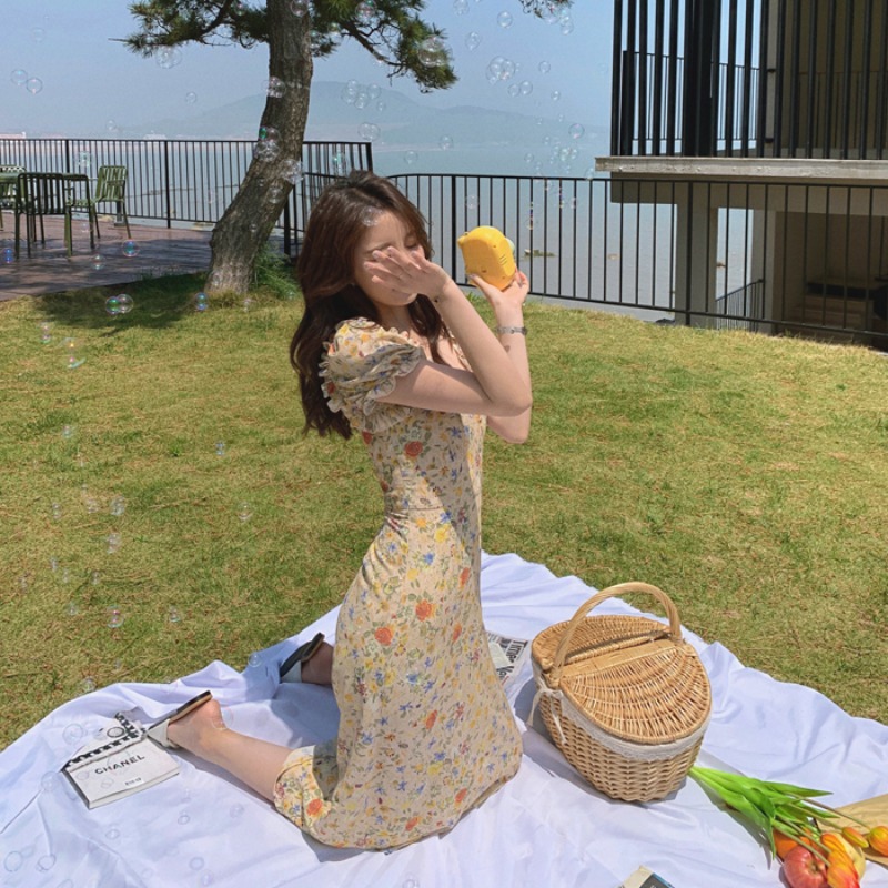 實拍2026春夏新款甜美溫柔印花連衣裙油畫碎花泡泡袖桔梗中長裙女