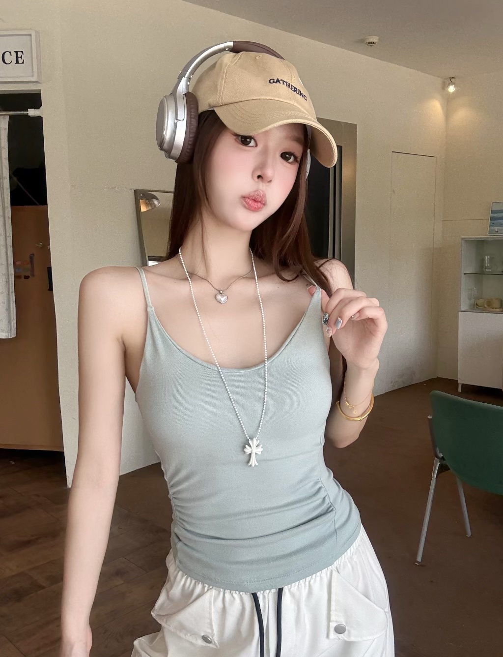 MY9500# 多巴胺纯色吊带背心辣妹修身褶皱带胸垫打底衣女裝貨源服裝批發