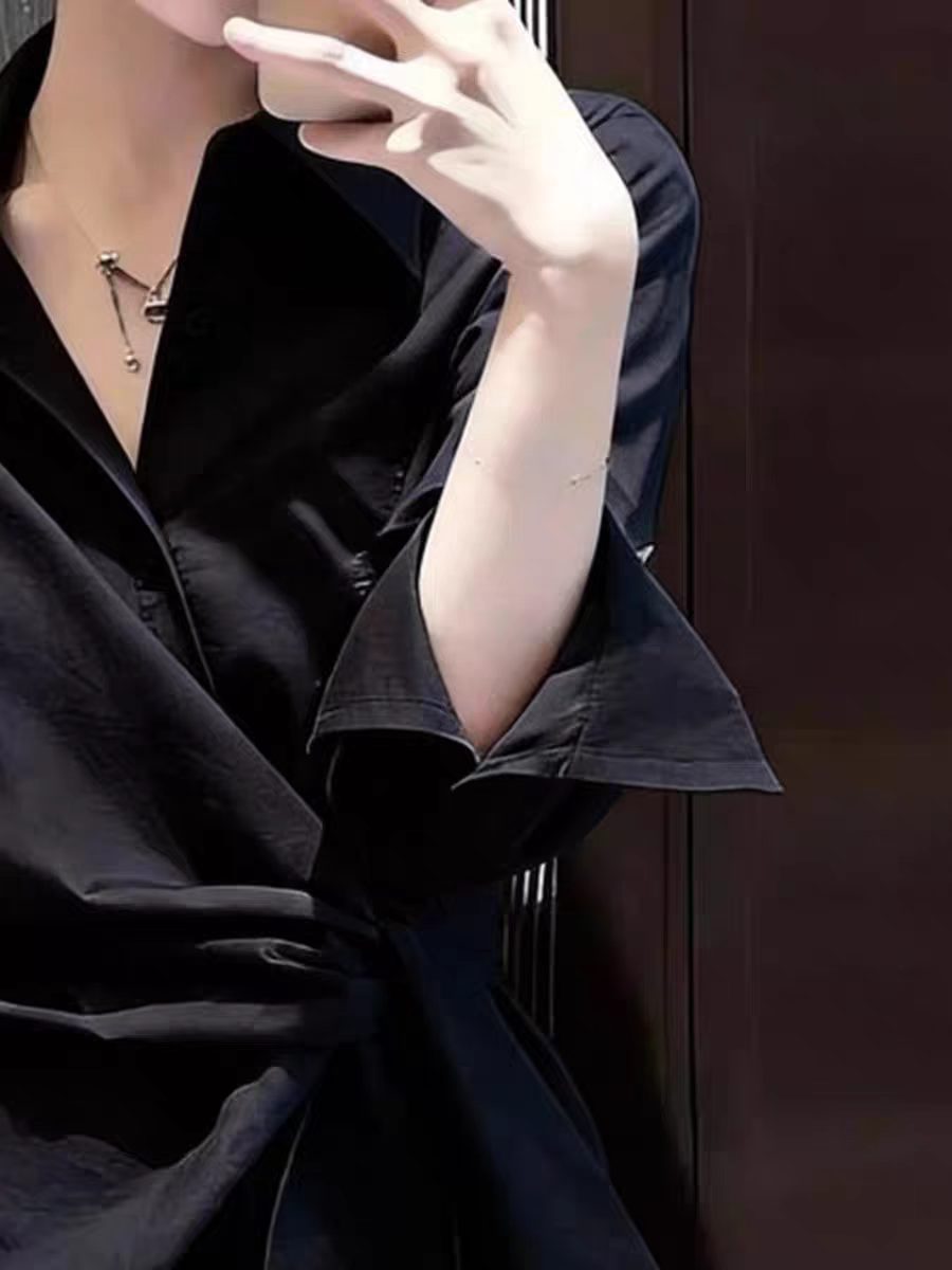 黑色側邊收腰系帶設計感襯衫2026春季女裝新款翻領日常通勤上衣潮