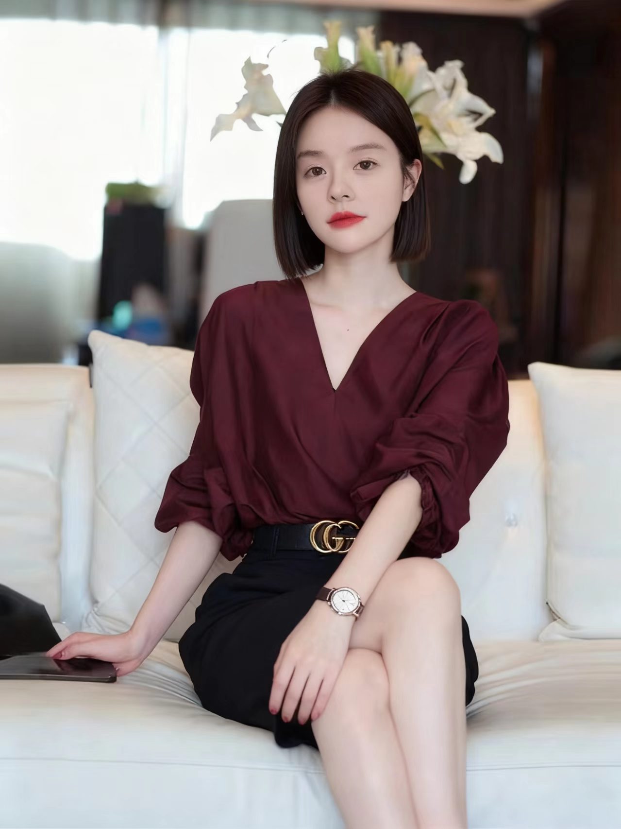 真絲女士襯衫女短袖春夏法式小眾別致上衣小衫設計感V領漂亮襯衣