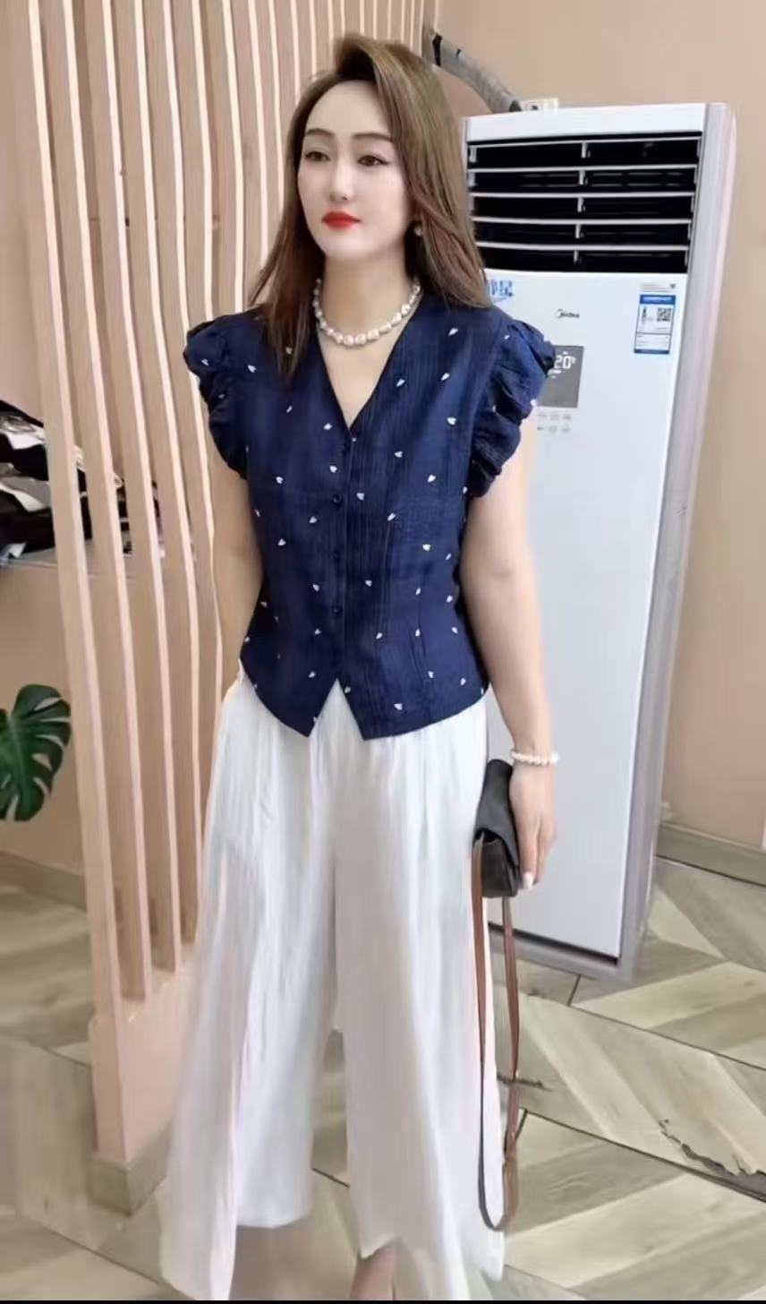 時尚印花短袖夏季薄款中年媽媽裝V領小衫寬松遮肚子上衣
