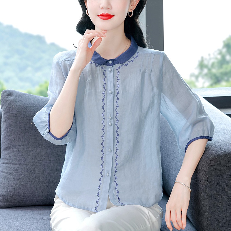 新款夏季薄款刺繡棉麻襯衫減齡洋氣五分袖上衣中年媽媽裝女裝