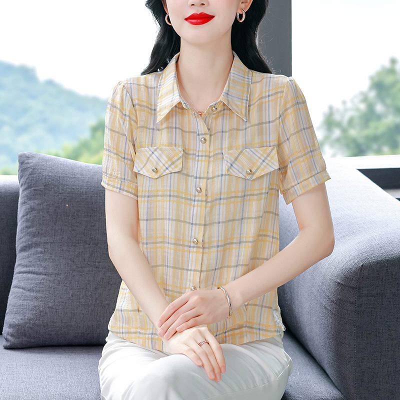 夏季新款翻領格子襯衫設計感短袖精致氣質遮肉百搭上衣女士雪紡衫