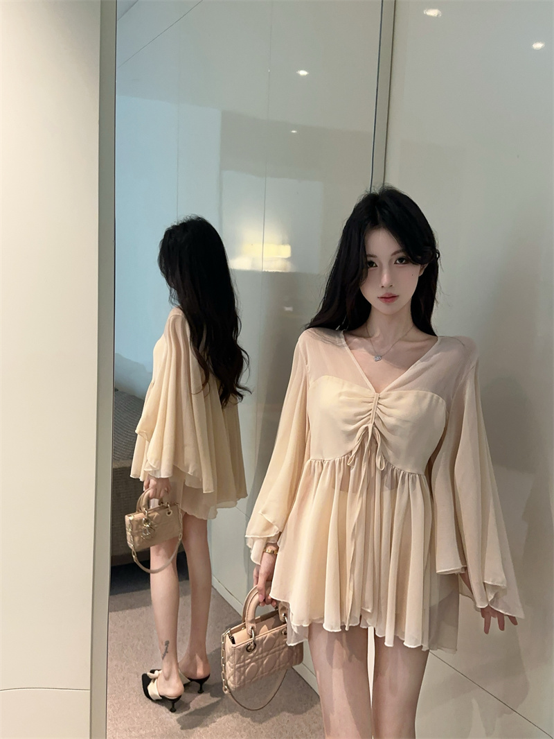 MY12130# 新款气质超仙V领褶皱绑带减龄薄上衣女女裝貨源服裝批發