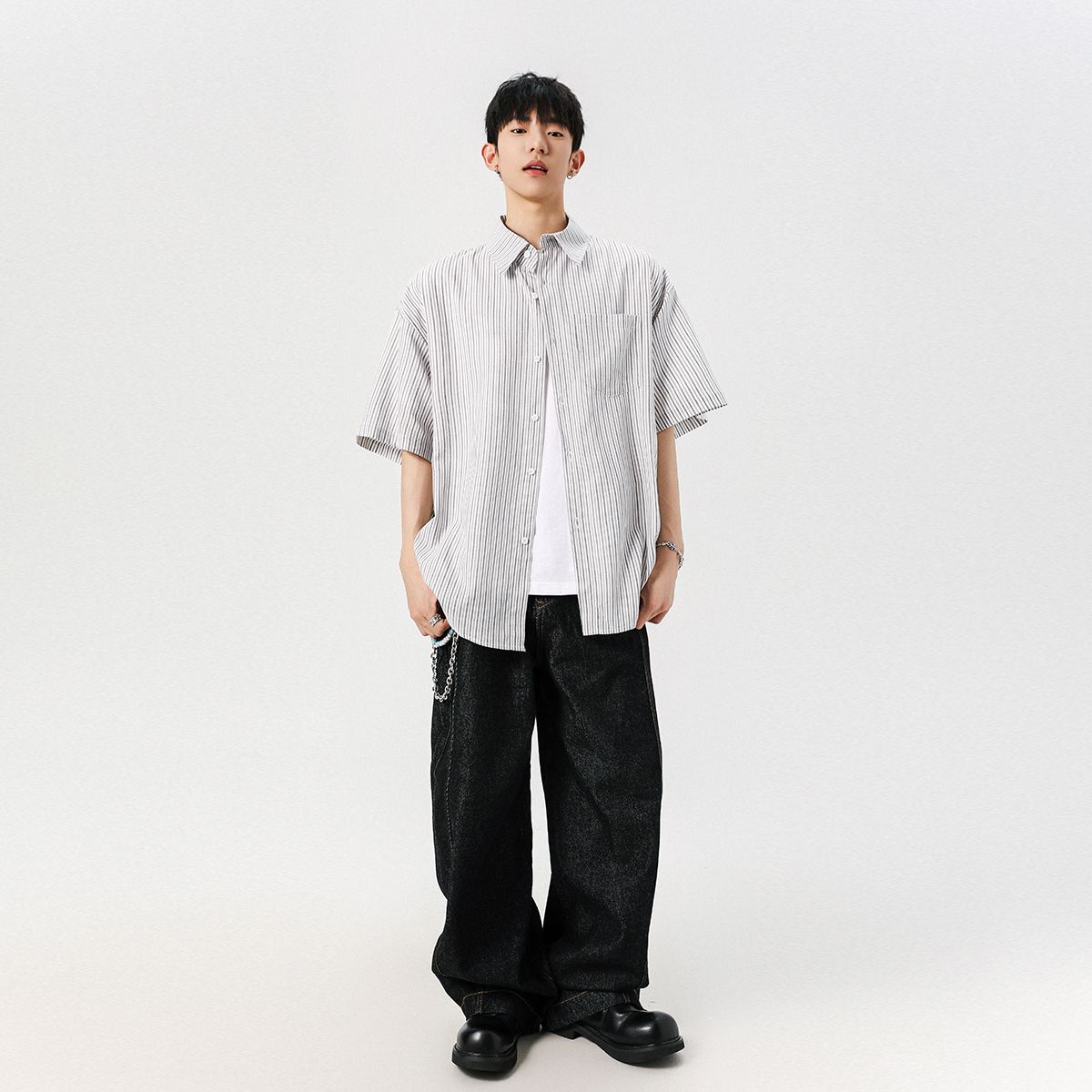 實拍2025夏季潮牌條紋短袖襯衫男寬松防曬外套冰絲涼感襯衣
