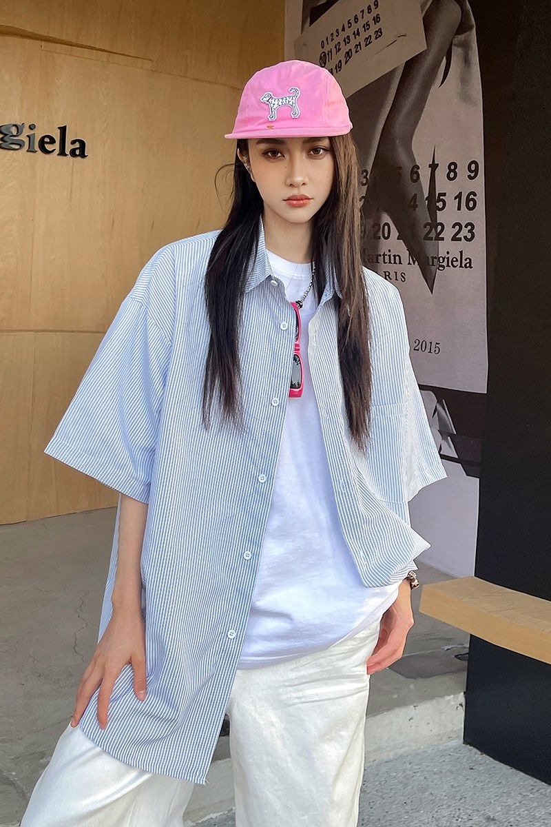 實拍2025夏季潮牌條紋冰絲短袖襯衫女寬松百搭大碼中性襯衣外套
