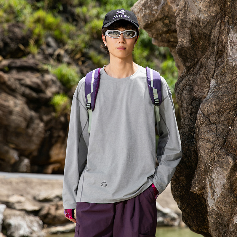 實拍2025秋季新款戶外運動上衣圓領走線設計徒步騎行長袖T恤男