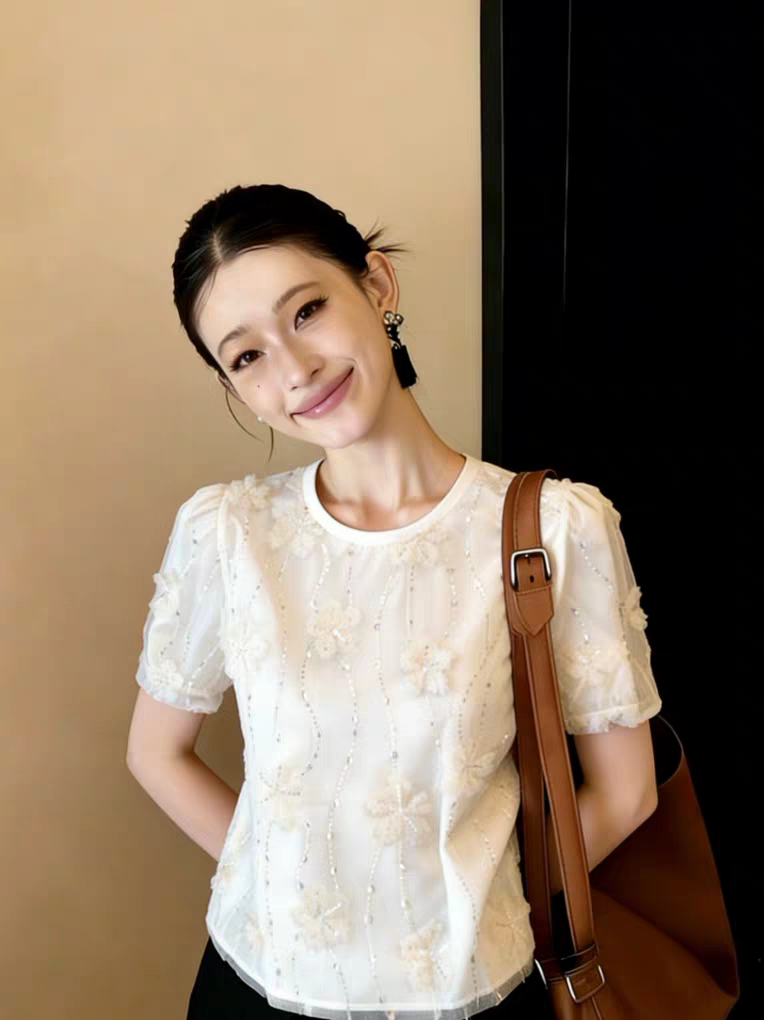 法式輕奢立體花朵亮片短袖襯衫女春季2026新款設計感小眾精致上衣