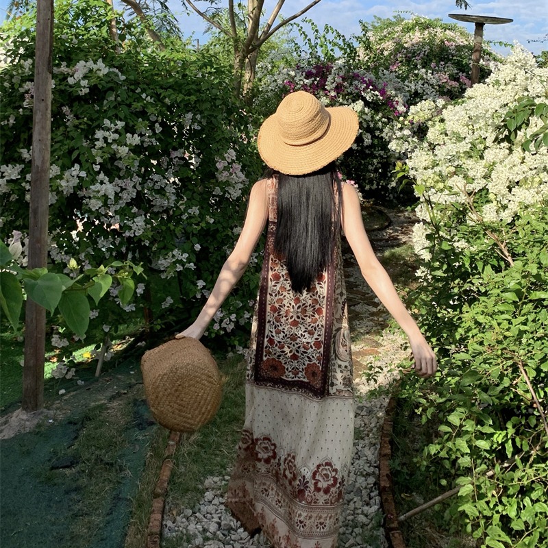 波西米亞民族風復古印花v領背心連衣裙女夏海邊度假新疆旅游長裙