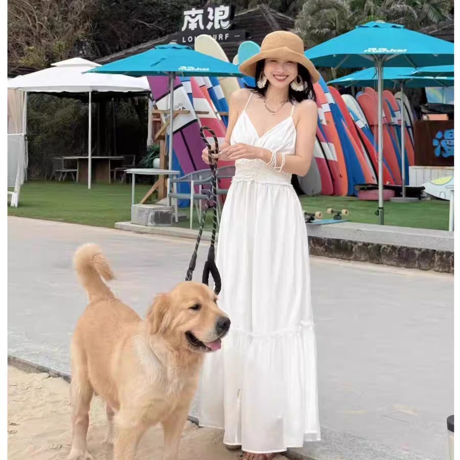 吳零零白羽法式白月光大擺長款連衣裙夏日海邊度假V領吊帶裙