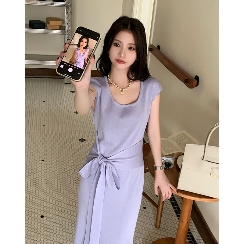 實拍純欲溫柔風修身收腰顯瘦包臀大U領綁帶針織連衣裙長款女