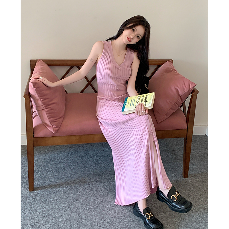 實拍氣質V領無袖連衣裙女夏氣質針織修身收腰長款背心包臀裙