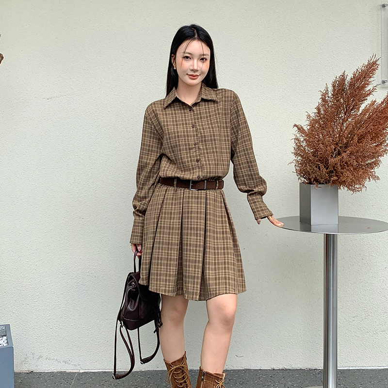 實拍復古格子長袖襯衫連衣裙女秋冬寬松收腰設計感百褶短裙