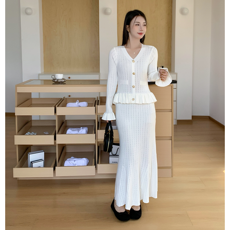 實拍法式名媛小香風荷葉邊V領修身過膝包臀魚尾針織連衣裙女