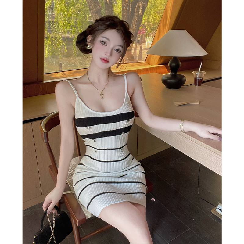 實拍小香風性感緊身內搭針織包臀裙夏季條紋吊帶連衣裙短裙女