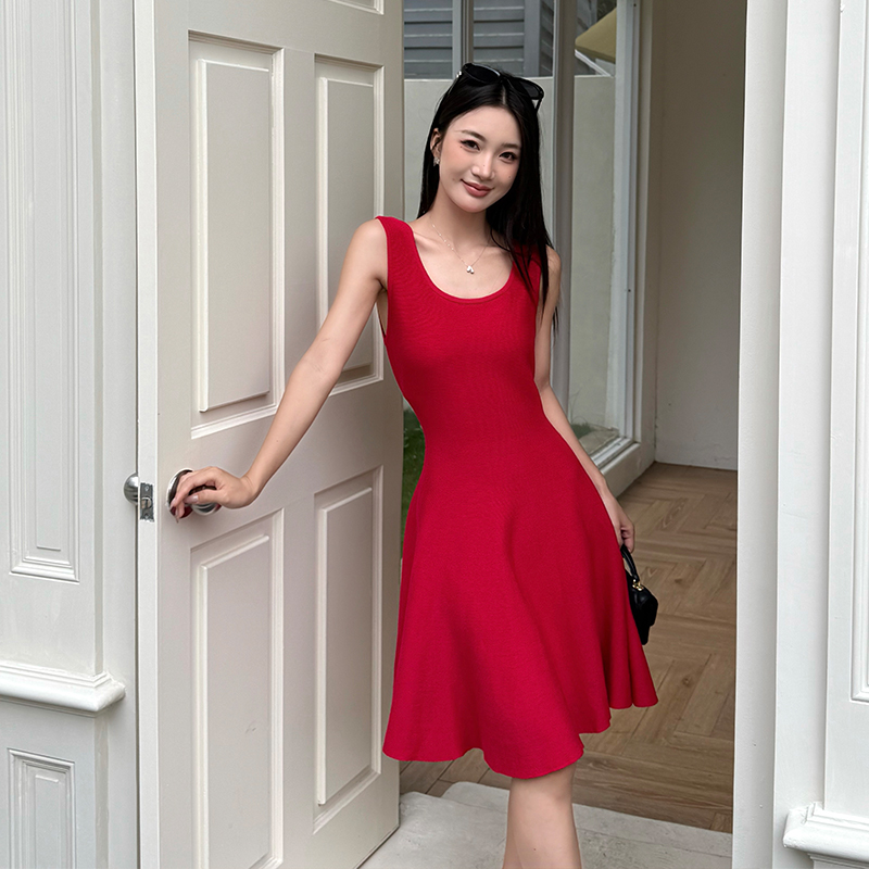 RY3470# 实拍法式红色背心针织连衣裙短款收腰休闲短裙子礼服方领气质