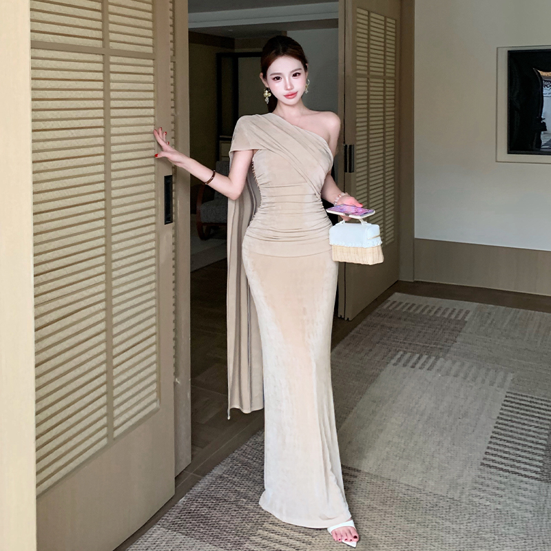 RY3466# 实拍法式飘带斜肩连衣裙修身性感露背包臀纯欲长裙假两件礼服