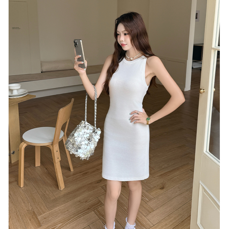 實拍純欲辣妹掛脖無袖包臀針織連衣裙女夏季修身顯瘦打底短裙