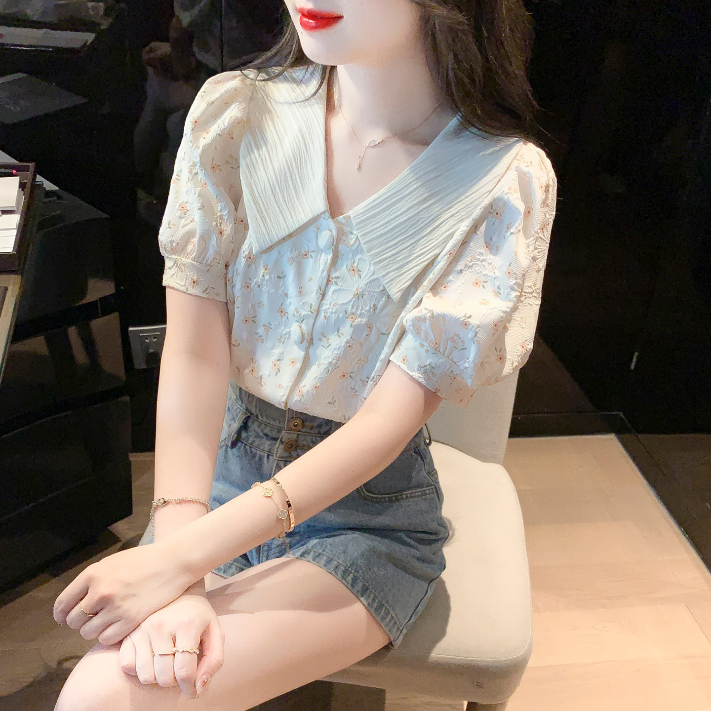 RY1674# 已出货2026夏季新款法式碎花泡泡袖衬衫女设计感清新甜美雪...