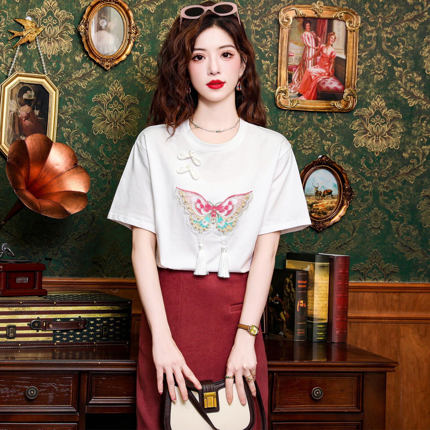 RY1655# 已出货短袖T恤夏新款重工蝴蝶绣花国风小众盘扣设计中式上衣小...