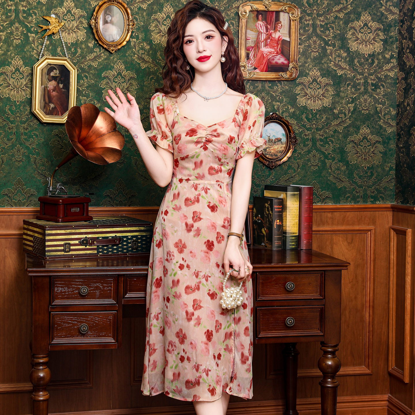 RY1654# 已出货2026夏季新款显瘦温柔碎花连衣裙度假中长款短袖气质...