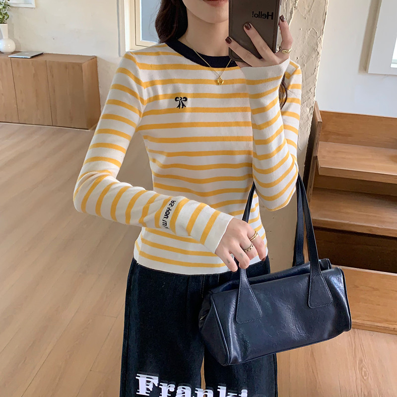 曾小咸 韓系巨好看黃色條紋長袖針織衫女春季修身內搭打底衫上衣