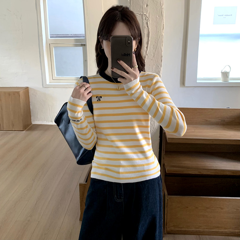 曾小咸 韓系巨好看黃色條紋長袖針織衫女春季修身內搭打底衫上衣