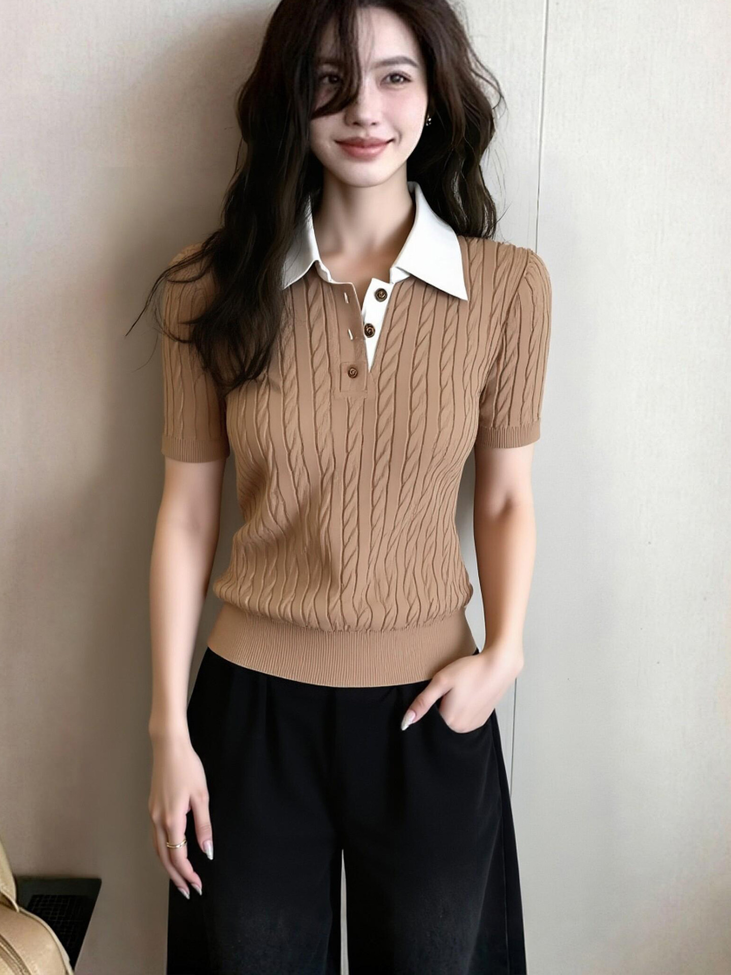 高級感撞色翻領短袖針織衫女2026春季新款百搭顯瘦通勤上衣絞花紋