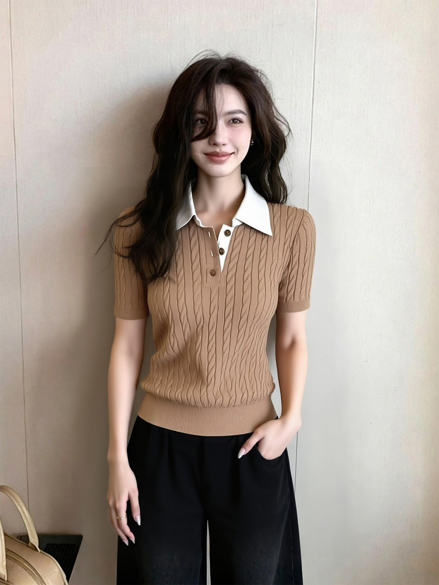 高級感撞色翻領短袖針織衫女2026春季新款百搭顯瘦通勤上衣絞花紋