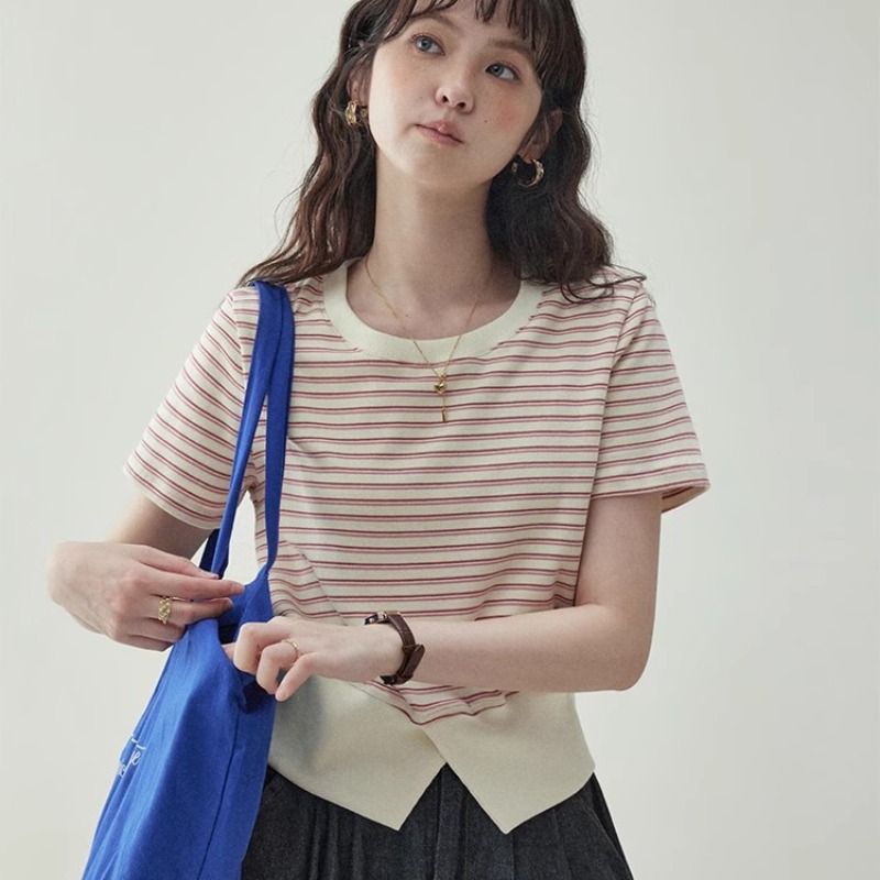 甜美紅條紋收腰短款t恤女夏季新款開叉短袖上衣