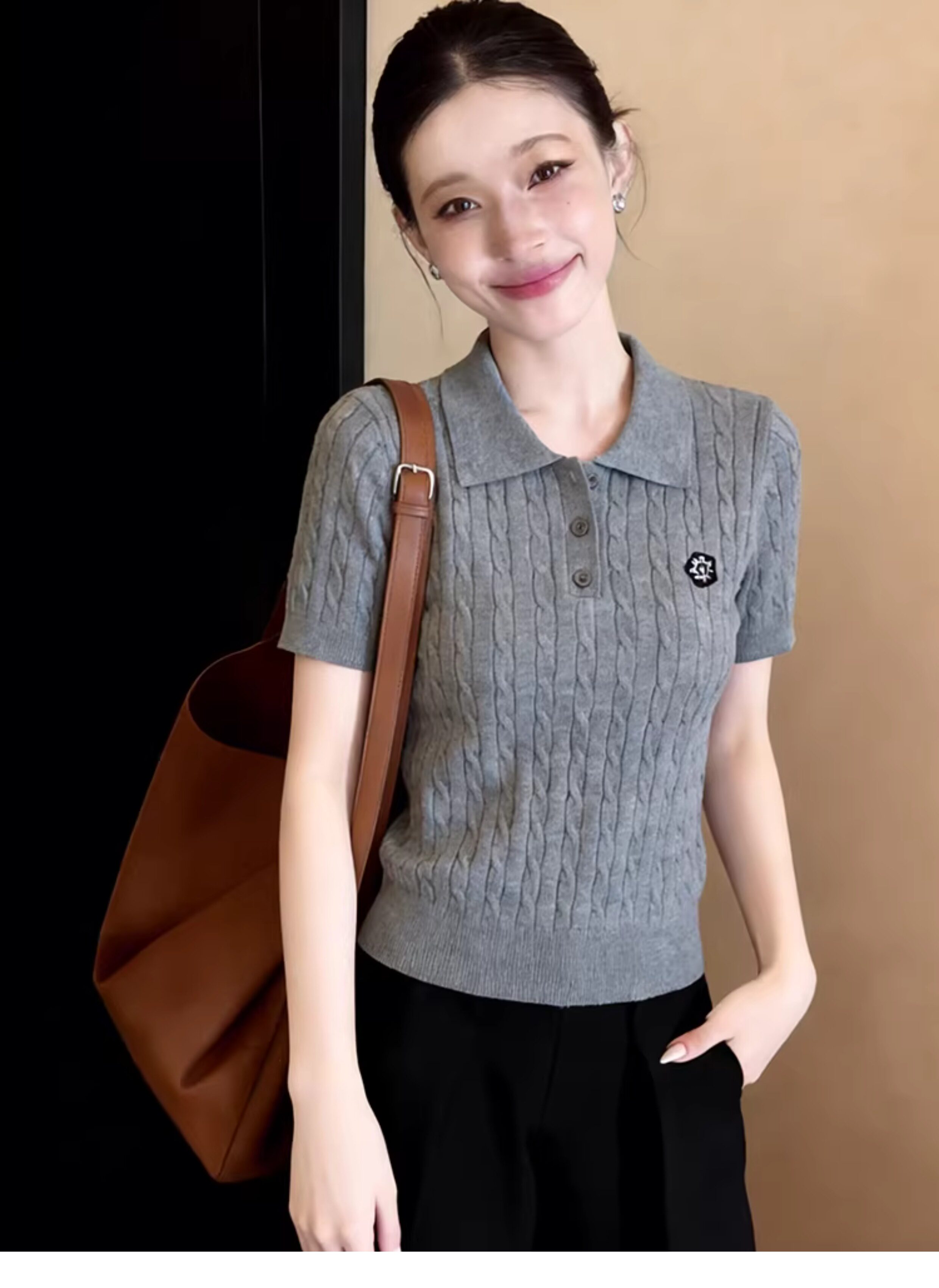 灰色絞花刺繡翻領短袖T恤女早春季內搭打底衫小個子短款修身上衣