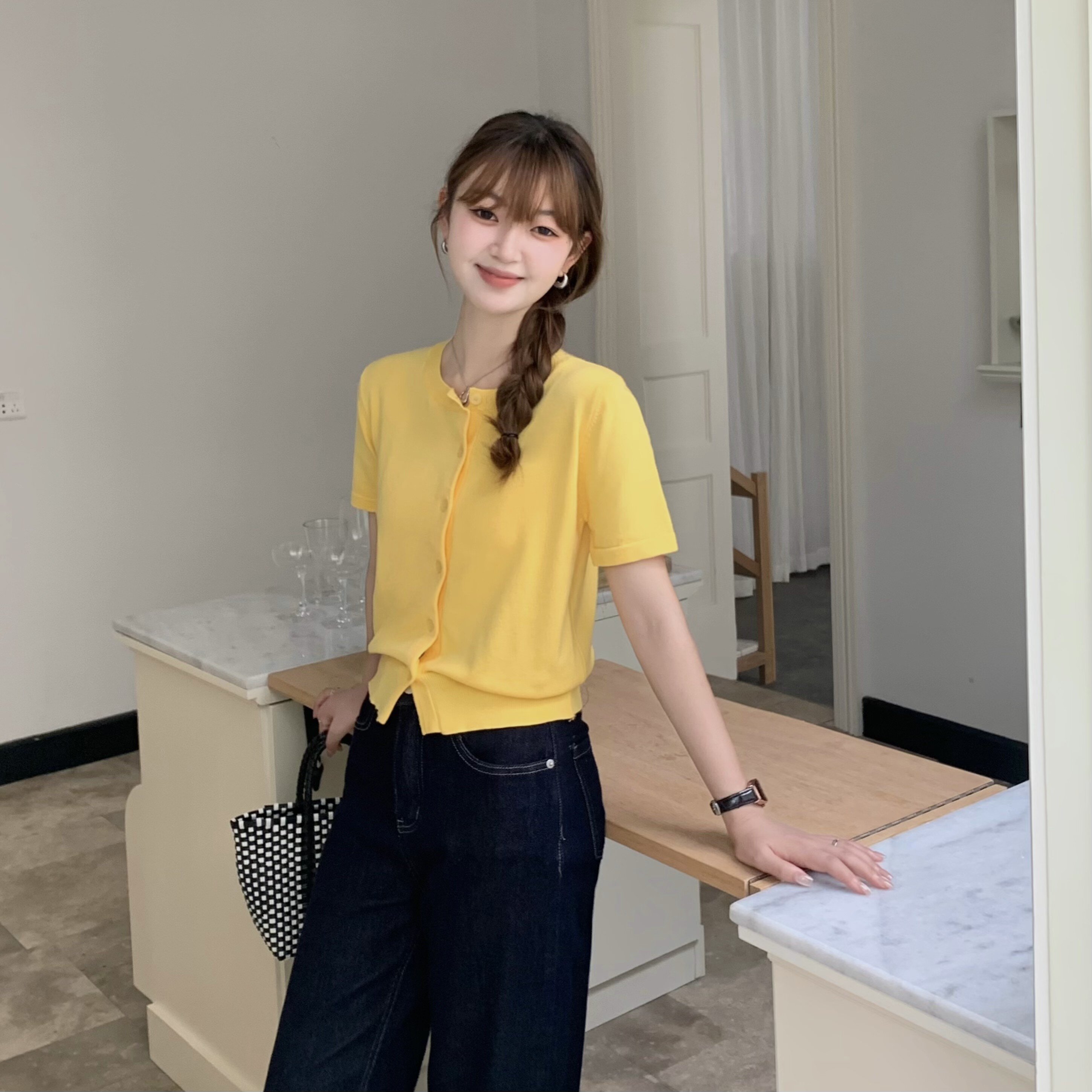 MUKOK 氛圍黃色薄款短袖針織開衫女夏季新款圓領百搭顯瘦T恤