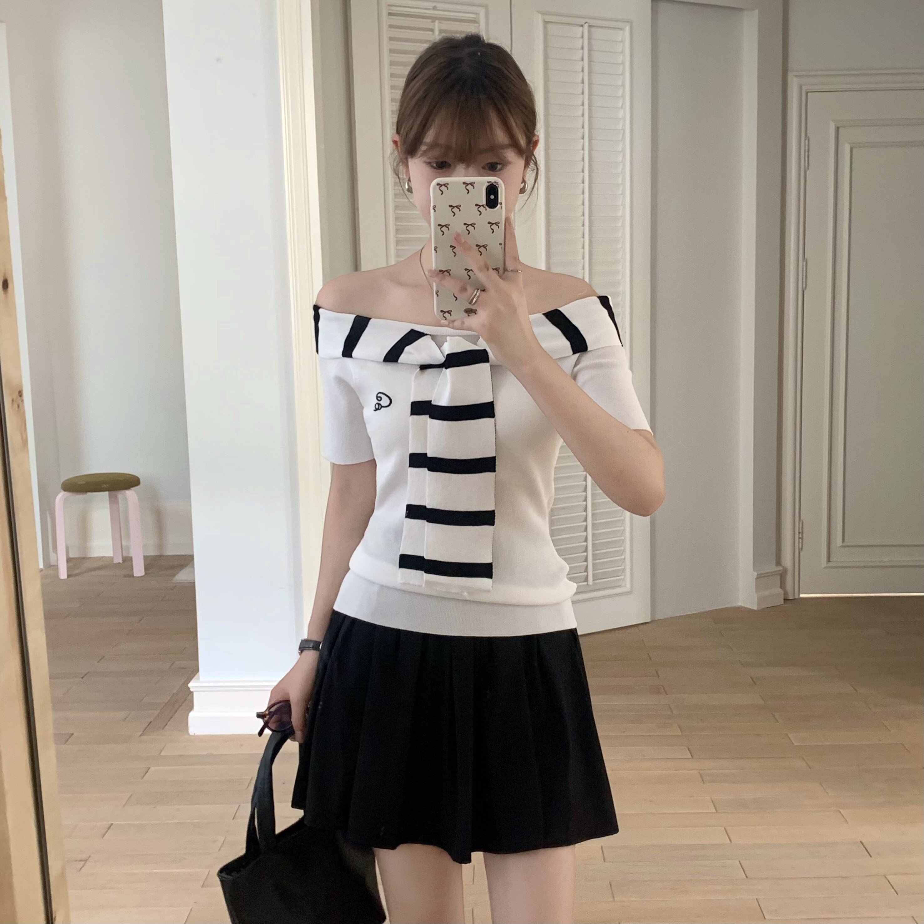 CODICE 夏季條紋拼接水手領設計感一字肩修身顯瘦短袖打底上衣女