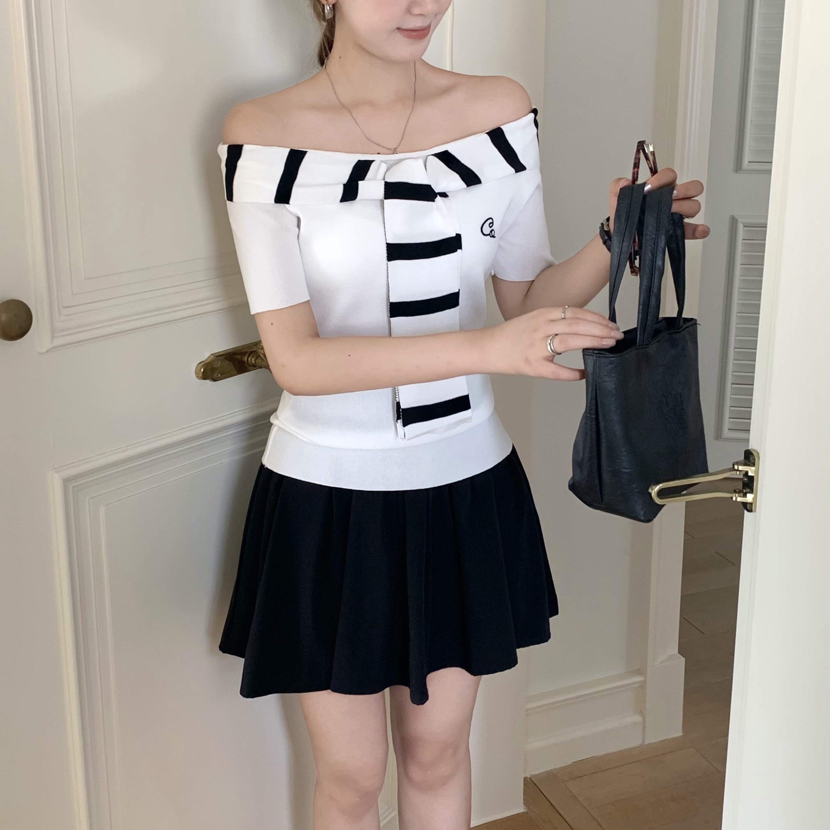 CODICE 夏季條紋拼接水手領設計感一字肩修身顯瘦短袖打底上衣女