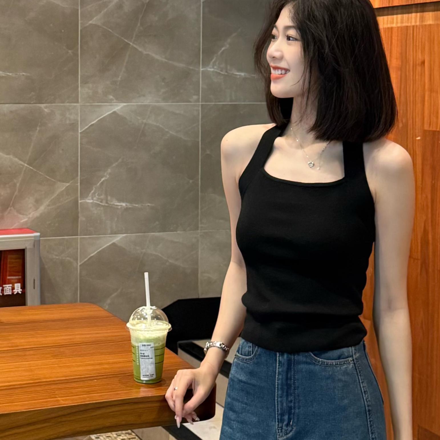 福桃推薦夏季新款設計款掛脖露背顯瘦修身薄款針織衫上衣