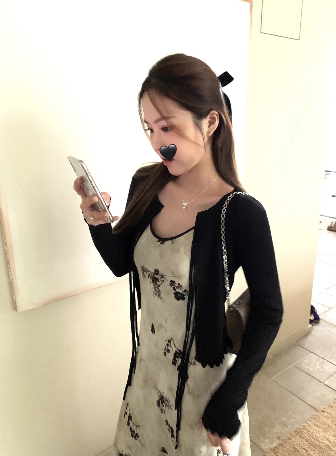 HEYGIRL黑哥 春日小衫 三色閉眼入 女春短款顯瘦綁帶花邊針織開衫