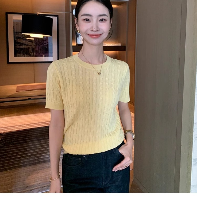 Maven Lin 軟糯親膚 基礎版麻花短袖針織衫女萊賽爾氣質寬松上衣
