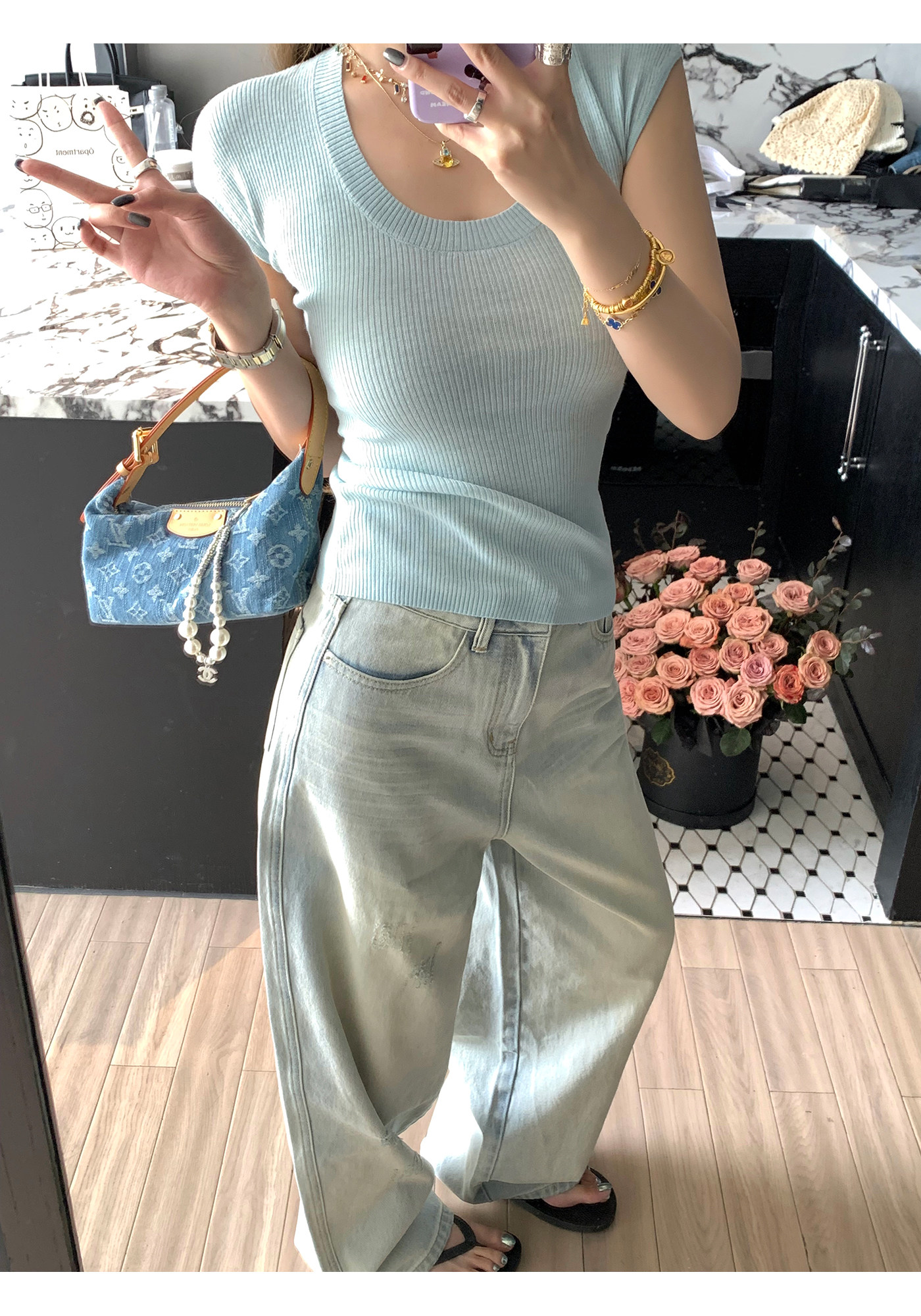 LUU桃喜兒/U領短袖設計感針織T恤女夏小眾短款修身顯瘦獨特上衣