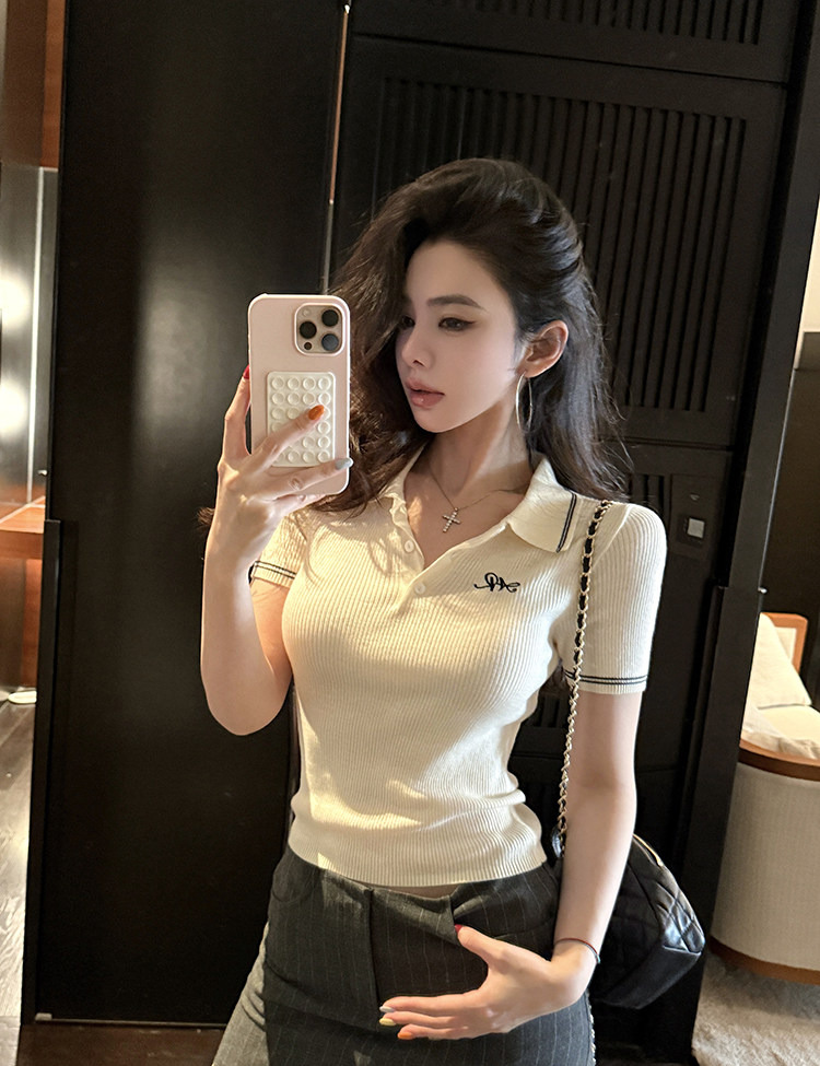 邱肉瑤 經典簡約修身polo領針織衫女夏季新款顯瘦百搭氣質上衣