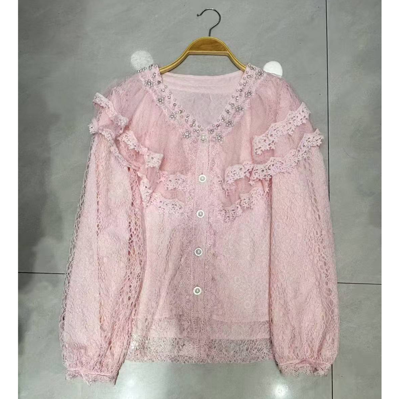 法式復古宮廷風重工釘珠鑲鉆長袖襯衫女顯瘦單排扣荷葉邊蕾絲上衣