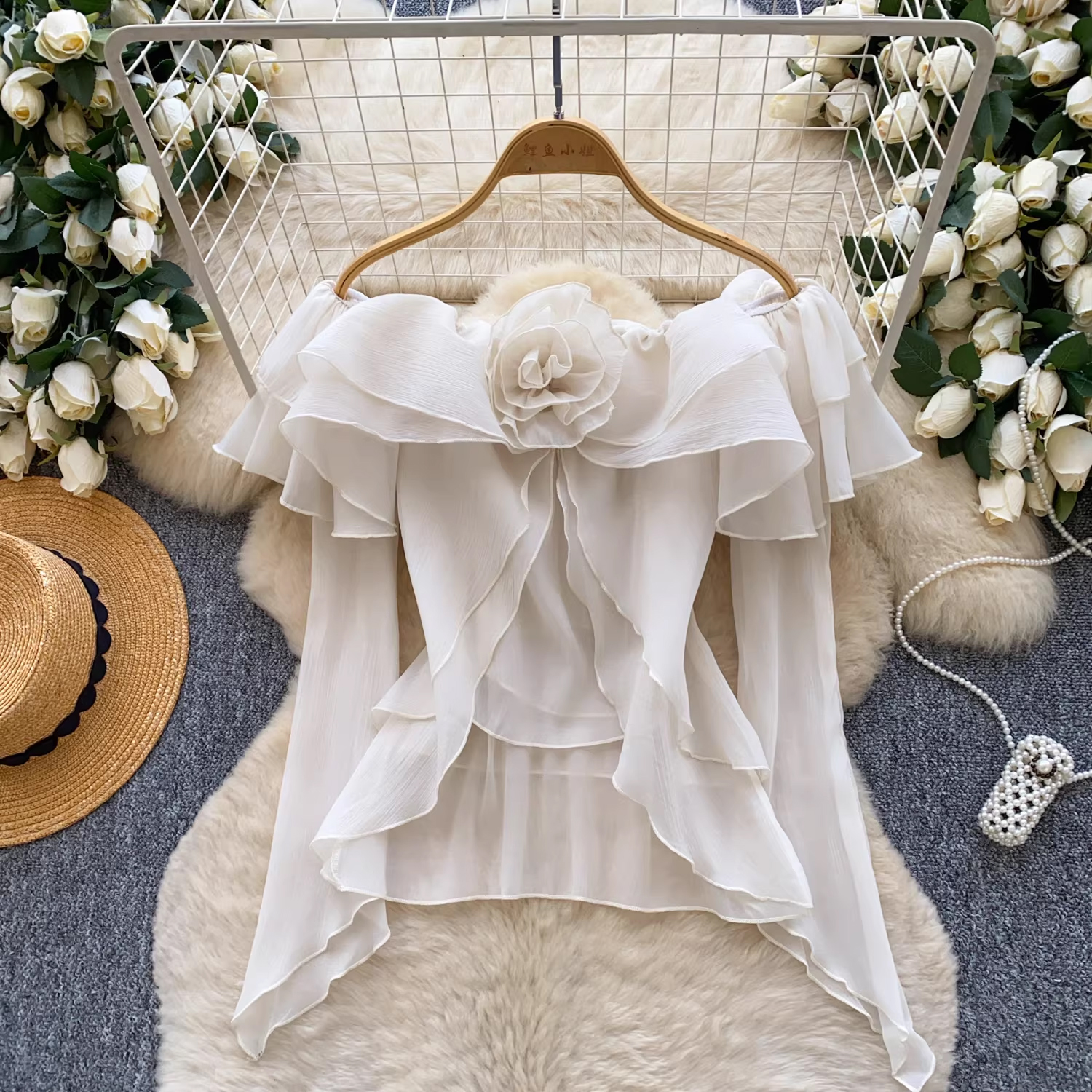 法式溫柔風一字肩荷葉邊襯衫女韓版長袖立體花朵氣質顯瘦百搭上衣